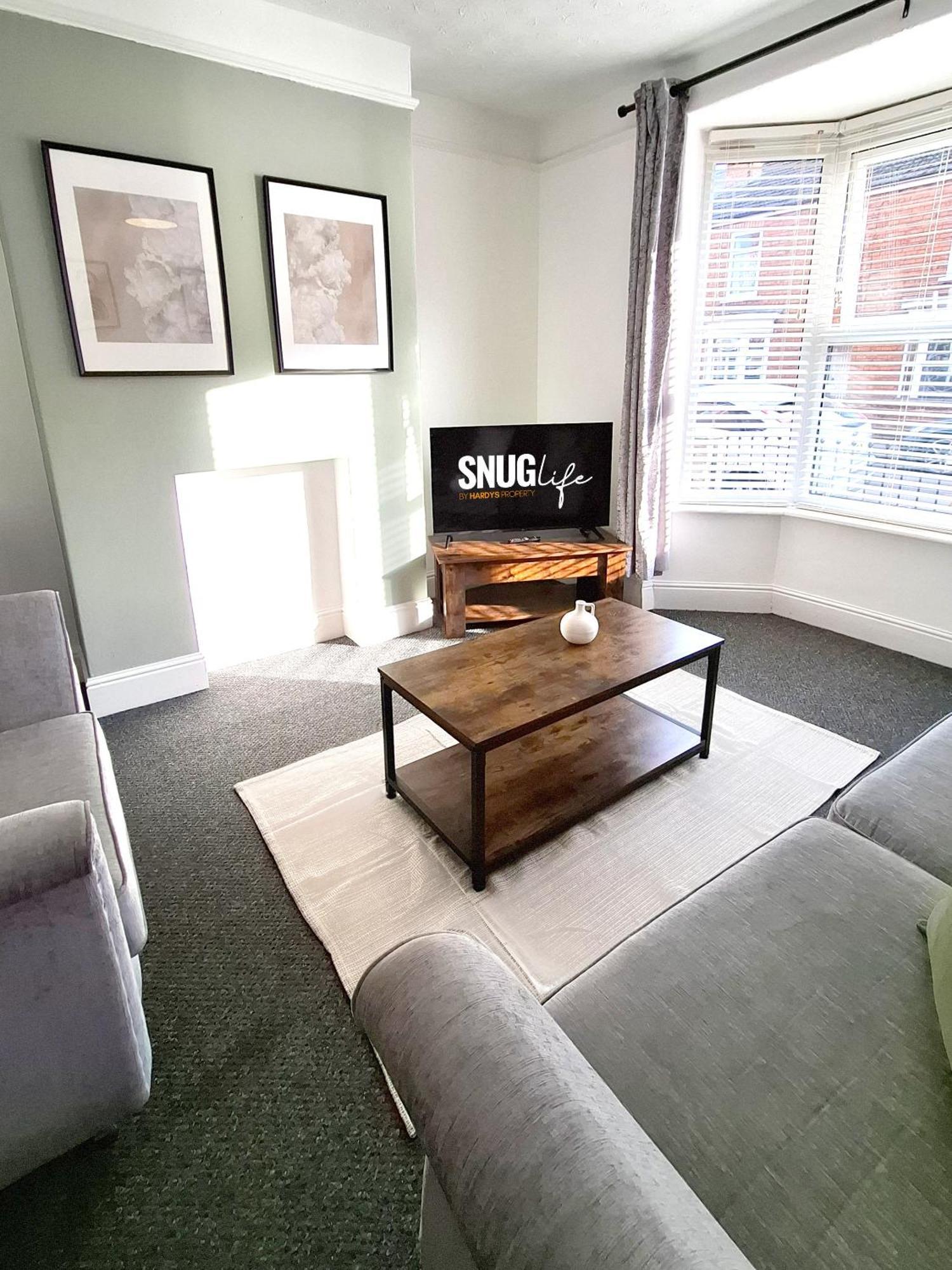 Modern Bright 3 Bedroom House Burton  Bagian luar foto
